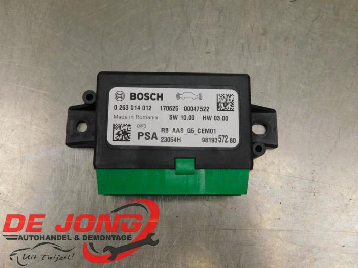 Usados Módulo PDC Opel Crossland (X) 1.2 Turbo 12V Euro 6 Precio € 29,95 Norma de margen ofrecido por Autodemontagebedrijf de Jong