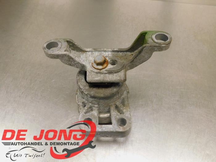 Used Engine mount Ford Mondeo IV Wagon 2.0 TDCi 140 16V Price € 31,45 Margin scheme offered by Autodemontagebedrijf de Jong