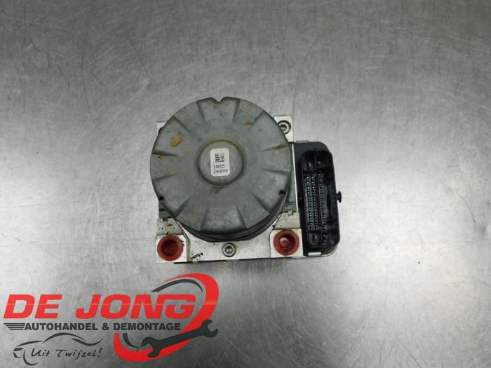 Begagnade ABS-pump Skoda Octavia Combi (5EAC) 1.6 TDI 16V Pris € 39,90 Marginaltabell erbjuds av Autodemontagebedrijf de Jong