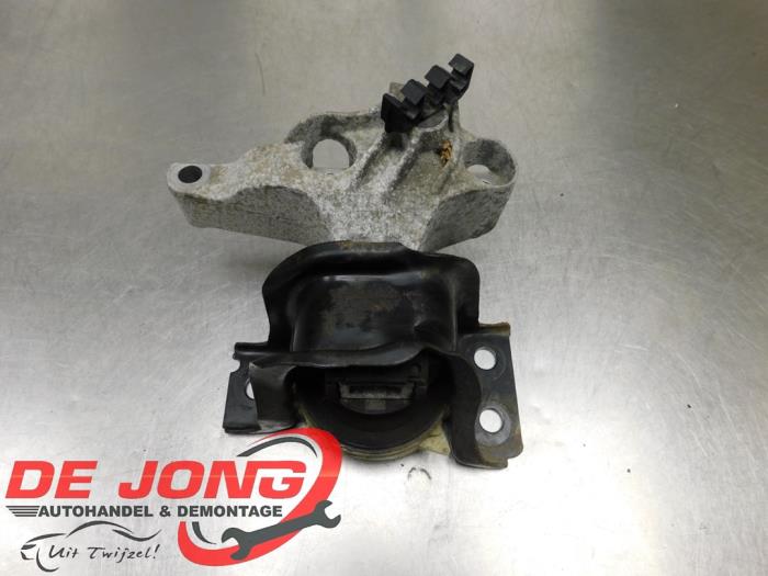 Used Engine mount Dacia Dokker (0S) 1.5 dCi 90 Price € 17,45 Margin scheme offered by Autodemontagebedrijf de Jong