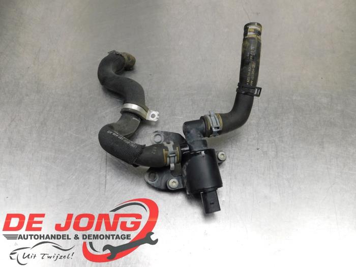 Usagé Pompe à eau Audi A7 Sportback (4GA/4GF) 3.0 TDI V6 24V Quattro Prix € 13,99 Règlement à la marge proposé par Autodemontagebedrijf de Jong