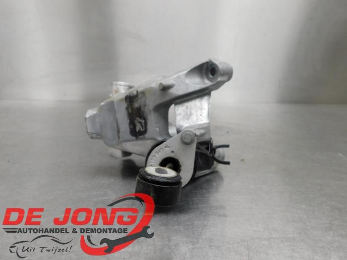 Used Engine mount Audi Q7 (4MB/4MG) 3.0 TDI V6 24V e-tron plug-in hybrid Price € 24,99 Margin scheme offered by Autodemontagebedrijf de Jong