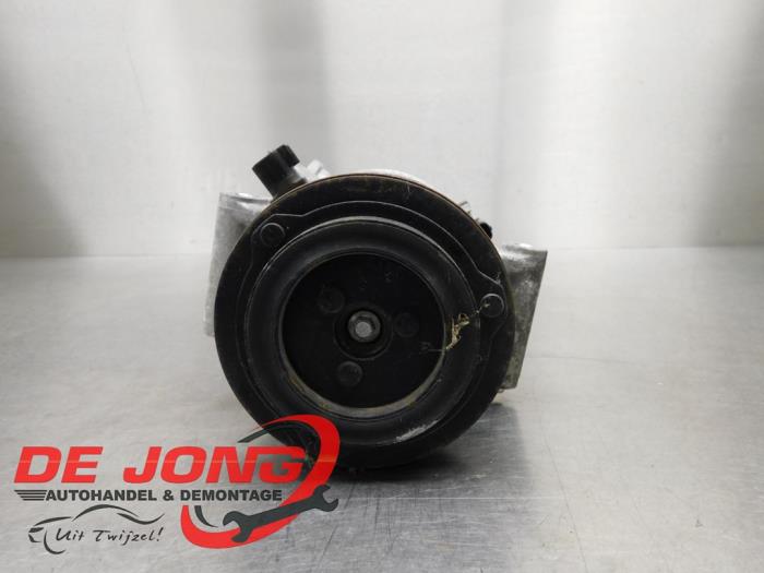 Usagé Pompe clim Ford C-Max (DXA) 1.0 Ti-VCT EcoBoost 12V 125 Prix € 99,99 Règlement à la marge proposé par Autodemontagebedrijf de Jong