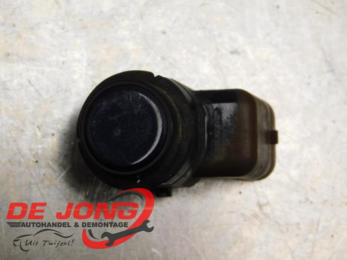 Usados Sensor PDC BMW 5 serie Touring (F11) M550d xDrive 24V Precio € 17,99 Norma de margen ofrecido por Autodemontagebedrijf de Jong