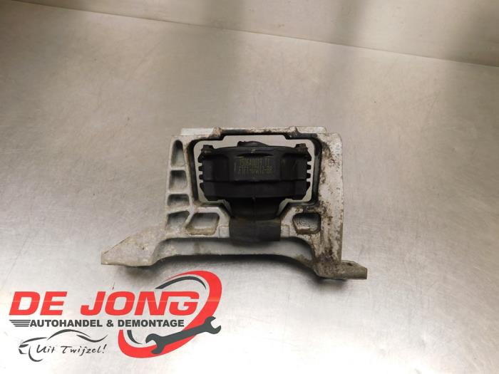 Used Engine mount Ford Focus 3 1.5 TDCi Price € 19,99 Margin scheme offered by Autodemontagebedrijf de Jong