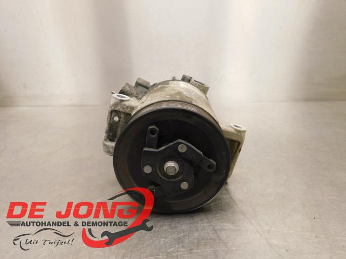 Usagé Pompe clim Volkswagen Polo V (6R) 1.4 TDI 12V 90 Prix € 49,95 Règlement à la marge proposé par Autodemontagebedrijf de Jong