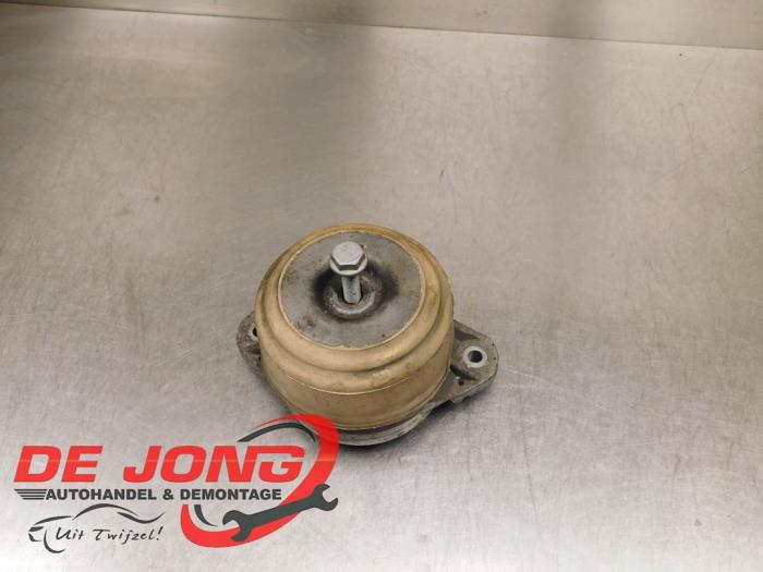 Used Engine mount Mercedes GLK (204.7/9) 3.5 350 V6 24V 4-Matic Price € 31,45 Margin scheme offered by Autodemontagebedrijf de Jong