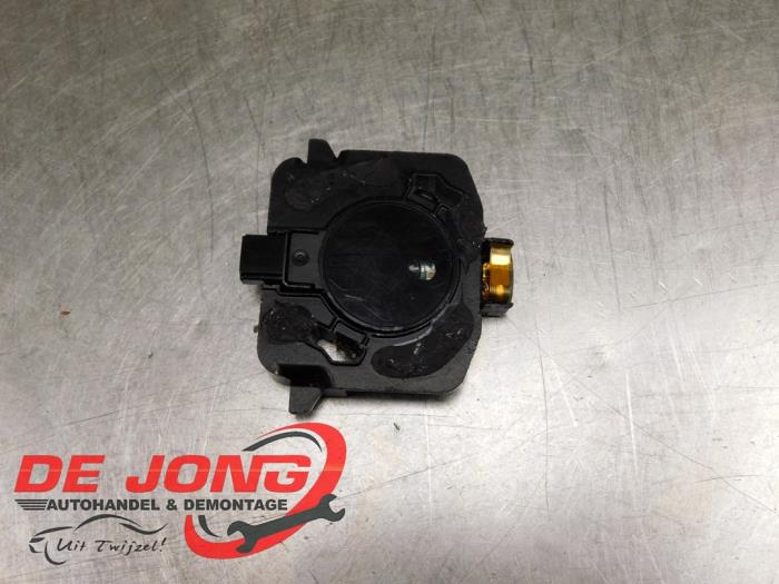 Begagnade Regnsensor BMW 2 serie Active Tourer (F45) 218i 1.5 TwinPower Turbo 12V Van Pris € 24,90 Marginaltabell erbjuds av Autodemontagebedrijf de Jong