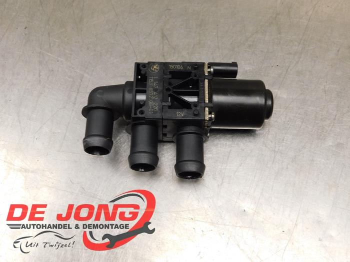 Begagnade Vattenpump BMW X3 (F25) xDrive20d 16V Pris € 38,90 Marginaltabell erbjuds av Autodemontagebedrijf de Jong