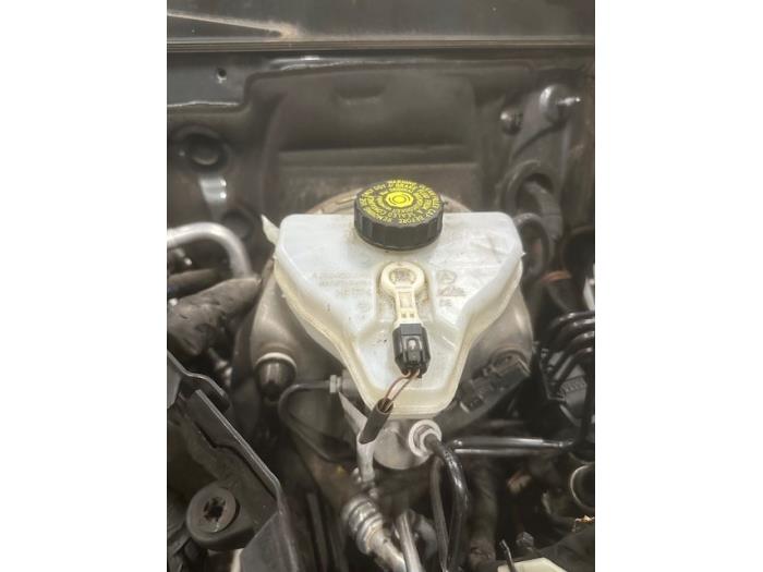 Usagé Servo frein Mercedes C Estate (S205) C-180 BlueTEC, C-180 d 1.6 16V Prix € 44,99 Règlement à la marge proposé par Autodemontagebedrijf de Jong