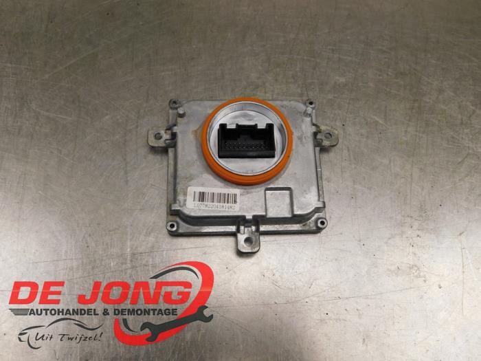 Usados Módulo de xenón Audi A3 Sportback (8VA/8VF) 1.4 TFSI ACT 16V Precio € 48,99 Norma de margen ofrecido por Autodemontagebedrijf de Jong
