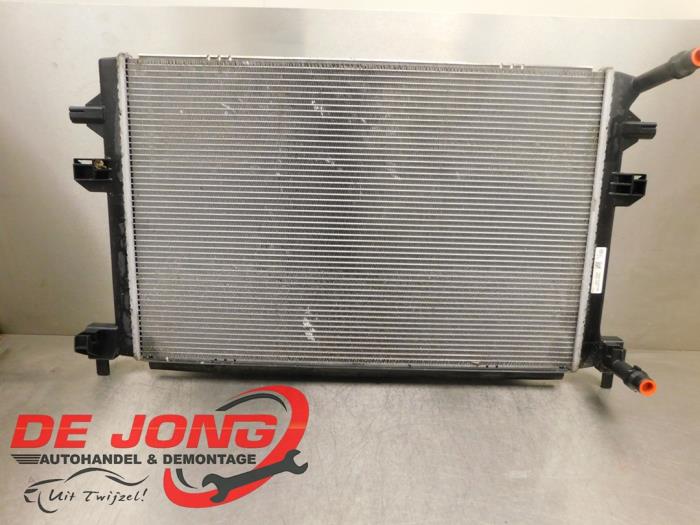 Used Radiator Skoda Superb Combi (3V5) 1.6 TDI Price € 60,45 Margin scheme offered by Autodemontagebedrijf de Jong