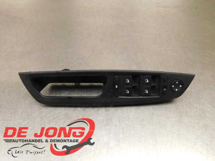 Usados Interruptor combinado de ventanillas BMW X5 (E70) xDrive 35d 3.0 24V Precio € 29,99 Norma de margen ofrecido por Autodemontagebedrijf de Jong