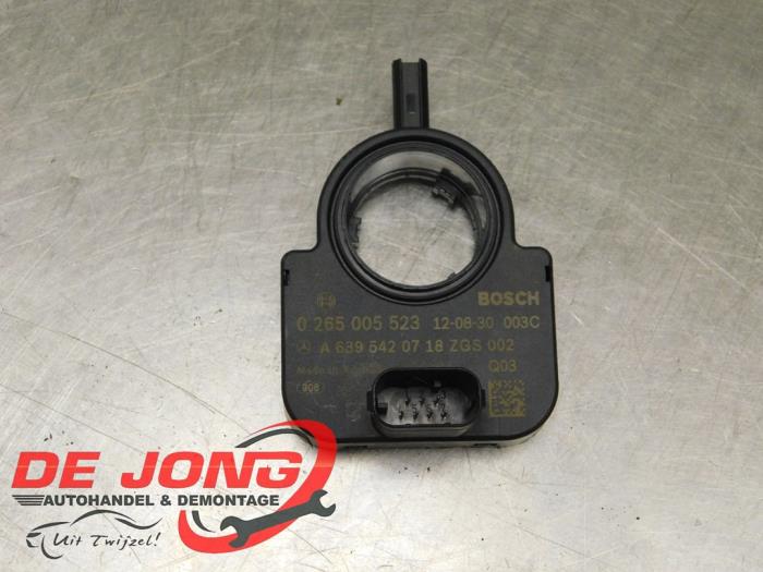Begagnade Styrvinkelsensor Mercedes Vito (639.7) 2.2 116 CDI 16V Euro 5 Pris € 16,99 Marginaltabell erbjuds av Autodemontagebedrijf de Jong