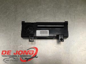 Begagnade Telefonmodul Peugeot Expert (V1/VA/VB/VE/VF/VT/VY) 2.0 Blue HDi 120 16V Pris € 49,97 Inklusive moms erbjuds av Autodemontagebedrijf de Jong