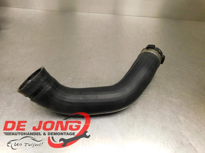 Usagé Tuyau intercooler Renault Clio IV (5R) 0.9 Energy TCE 75 12V Prix € 24,90 Règlement à la marge proposé par Autodemontagebedrijf de Jong