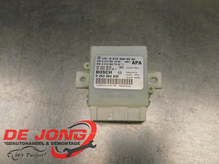 Begagnade PDC-modul Mercedes E (W212) E-200 CDI 16V BlueEfficiency,BlueTEC Pris € 24,99 Marginaltabell erbjuds av Autodemontagebedrijf de Jong