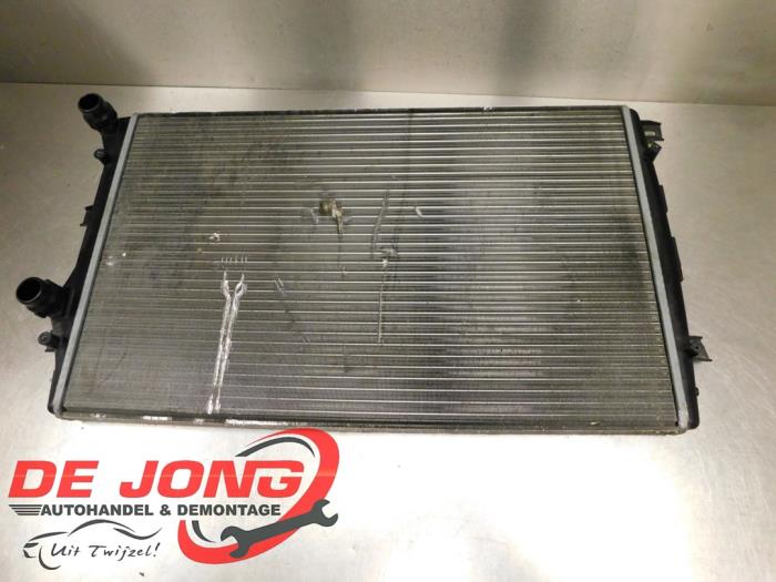 Used Radiator Volkswagen Passat CC (357) 1.8 TSI 16V Price € 39,99 Margin scheme offered by Autodemontagebedrijf de Jong