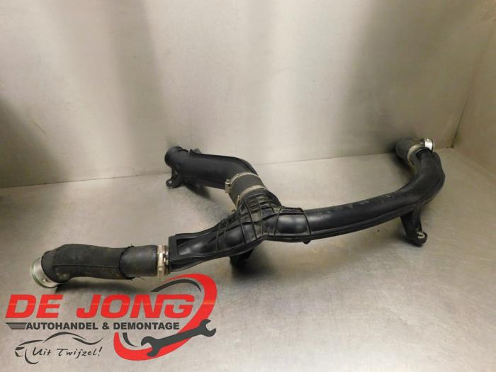 Gebrauchte Intercooler Rohr Volkswagen Touareg (7PA/PH) 3.0 TDI V6 24V Preis € 74,99 Margenregelung angeboten von Autodemontagebedrijf de Jong