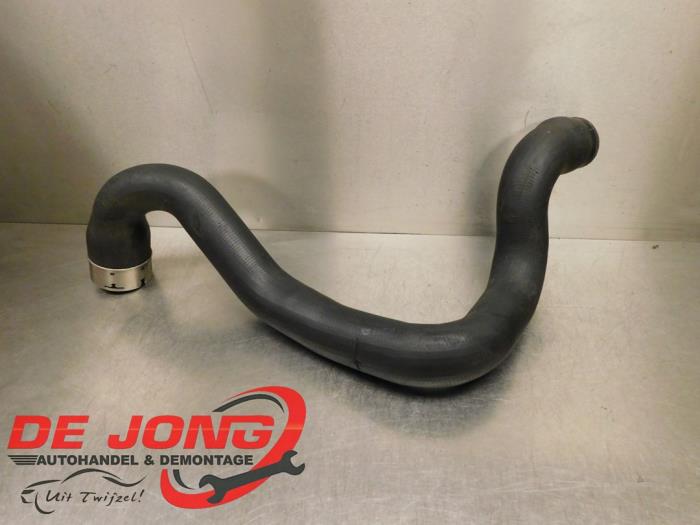 Gebrauchte Intercooler Schlauch Renault Master III (JV) 2.3 dCi 16V 110 Preis € 24,20 Mit Mehrwertsteuer angeboten von Autodemontagebedrijf de Jong