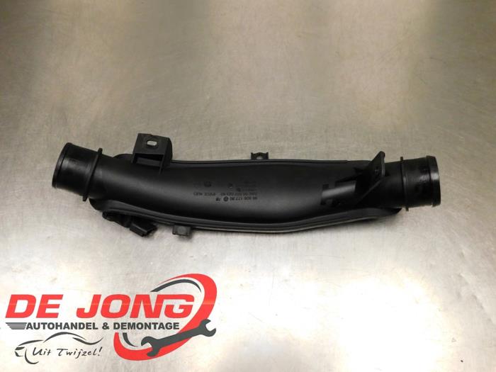 Gebrauchte Intercooler Rohr Peugeot 3008 I (0U/HU) 1.6 16V THP 155 Preis € 12,70 Margenregelung angeboten von Autodemontagebedrijf de Jong
