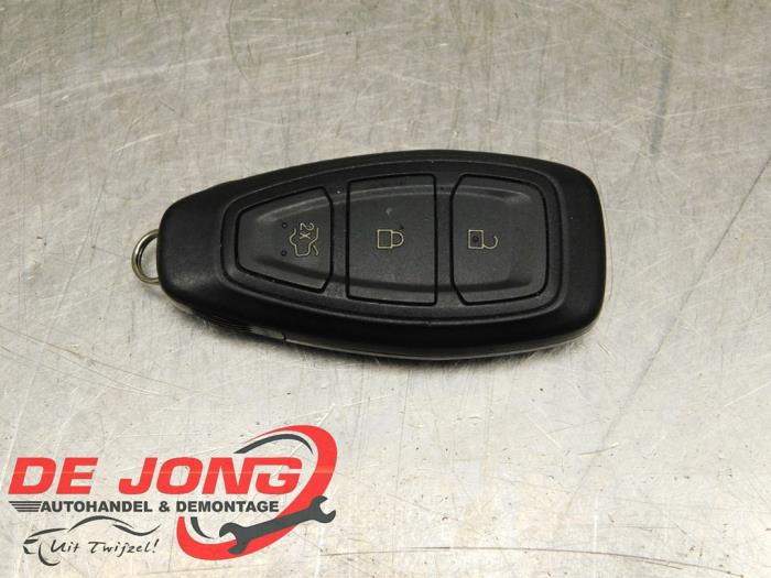 Używane Klucz Ford Focus 4 1.0 Ti-VCT EcoBoost 12V 125 Cena € 34,95 Procedura marży oferowane przez Autodemontagebedrijf de Jong