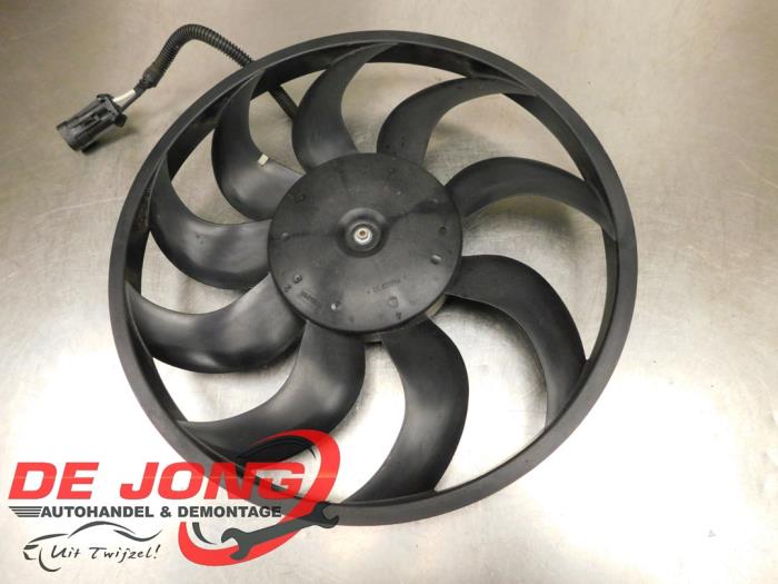 Używane Wentylator Jeep Renegade (BU) 1.4 Multi Air 16V Cena € 69,99 Procedura marży oferowane przez Autodemontagebedrijf de Jong