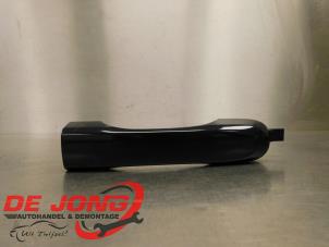 Usados Manija de puerta de 4 puertas izquierda detrás Jeep Renegade (BU) 1.4 Multi Air 16V Precio € 20,00 Norma de margen ofrecido por Autodemontagebedrijf de Jong