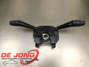 Usagé Commutateur combi colonne de direction Jeep Renegade (BU) 1.4 Multi Air 16V Prix € 119,99 Règlement à la marge proposé par Autodemontagebedrijf de Jong