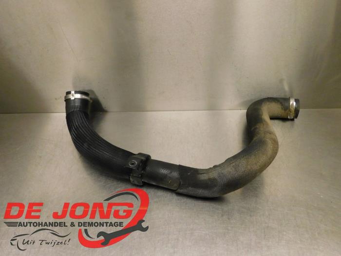 Usados Manguera intercooler Citroen Jumpy 2.0 Blue HDI 145 Precio € 26,23 IVA incluido ofrecido por Autodemontagebedrijf de Jong