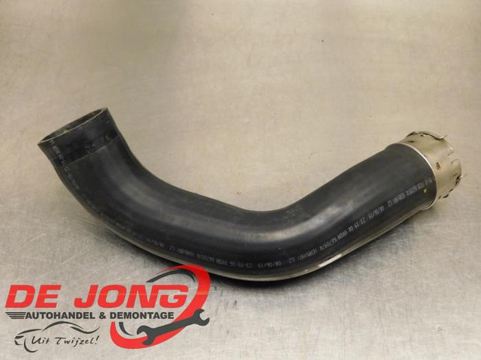 Usagé Tuyau intercooler Renault Clio IV Estate/Grandtour (7R) 0.9 Energy TCE 90 12V Prix € 24,90 Règlement à la marge proposé par Autodemontagebedrijf de Jong
