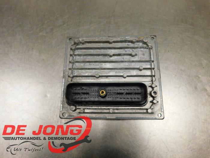 Used Engine management computer Ford Focus 2 Wagon 1.6 16V Price € 39,90 Margin scheme offered by Autodemontagebedrijf de Jong