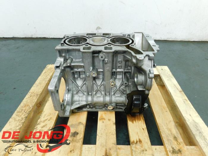 Used Engine crankcase Peugeot 308 SW (F4/FC/FN/FR) 1.2 12V PureTech 130 Price € 299,00 Margin scheme offered by Autodemontagebedrijf de Jong