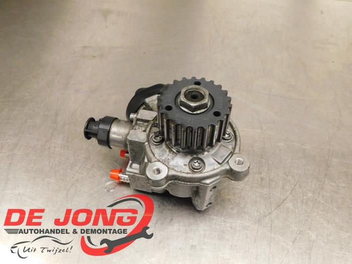 Gebrauchte Kraftstoffpumpe Mechanisch Volkswagen Caddy IV 2.0 TDI 150 Preis € 49,95 Margenregelung angeboten von Autodemontagebedrijf de Jong