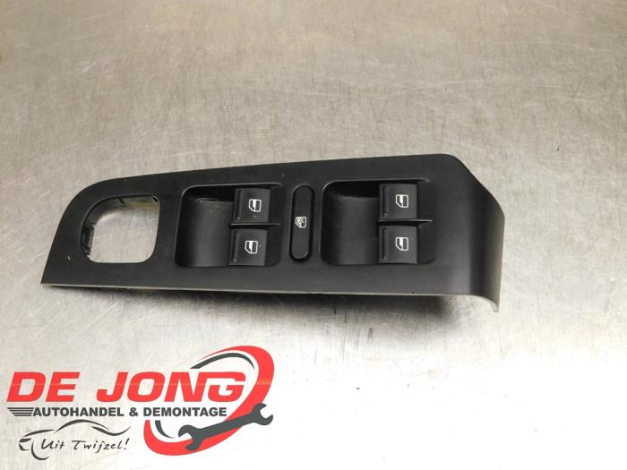 Usados Interruptor combinado de ventanillas Skoda Superb Combi (3TAC/TAF) 1.6 TDI Precio € 14,99 Norma de margen ofrecido por Autodemontagebedrijf de Jong