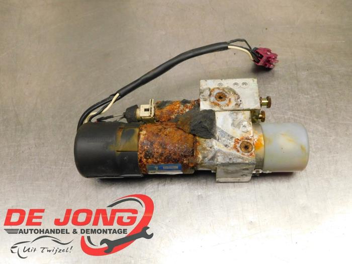 Begagnade Hydraulpump Mercedes ML II (164/4JG) 3.5 350 4-Matic V6 24V Pris € 200,00 Marginaltabell erbjuds av Autodemontagebedrijf de Jong