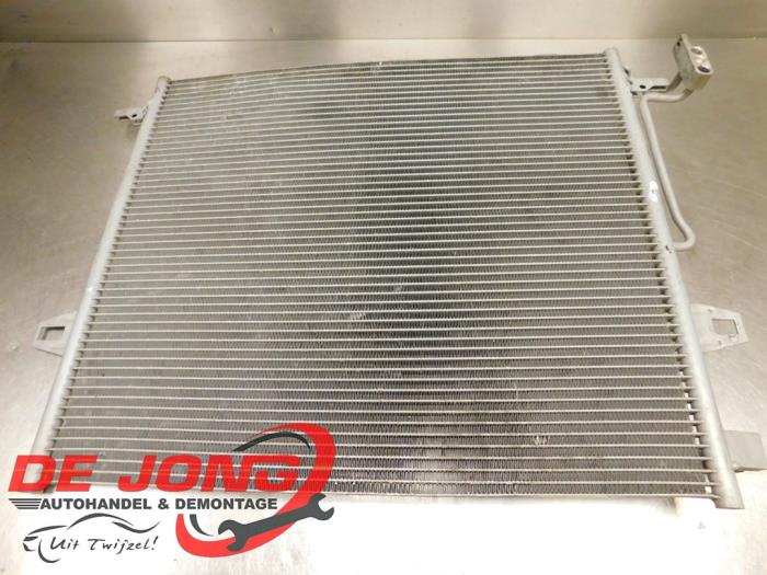 Klima Kondensor van een Mercedes-Benz ML II (164/4JG) 3.5 350 4-Matic V6 24V 2006