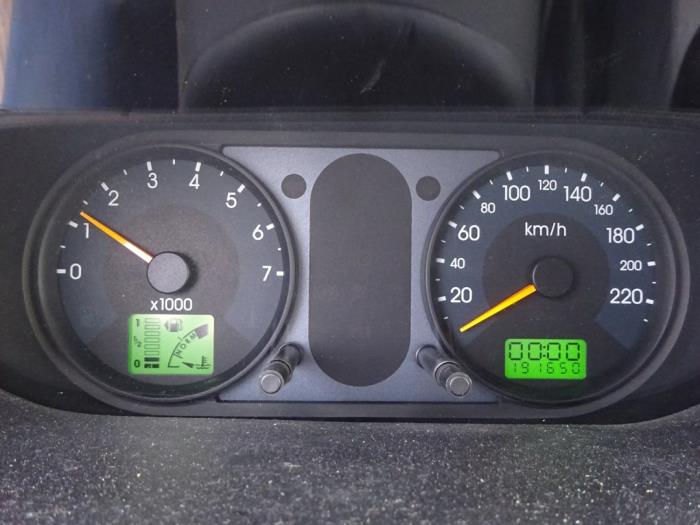 Motor van een Ford Fiesta 5 (JD/JH) 1.25 16V 2003