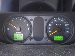 Motor van een Ford Fiesta 5 (JD/JH) 1.25 16V 2003