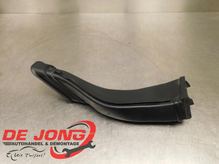Begagnade Luftintagsslang Opel Astra K Sports Tourer 1.6 CDTI 110 16V Pris € 14,99 Marginaltabell erbjuds av Autodemontagebedrijf de Jong