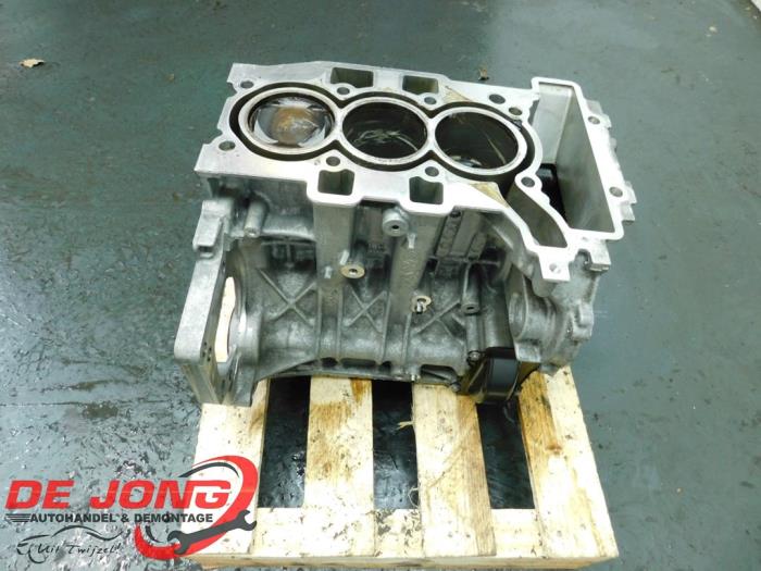 Engine crankcase from a Opel Corsa F (UB/UH/UP) 1.2 Turbo 12V 100 2020