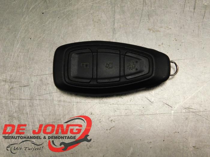 Używane Klucz Ford Fiesta 7 1.0 EcoBoost 12V 100 Cena € 29,95 Procedura marży oferowane przez Autodemontagebedrijf de Jong
