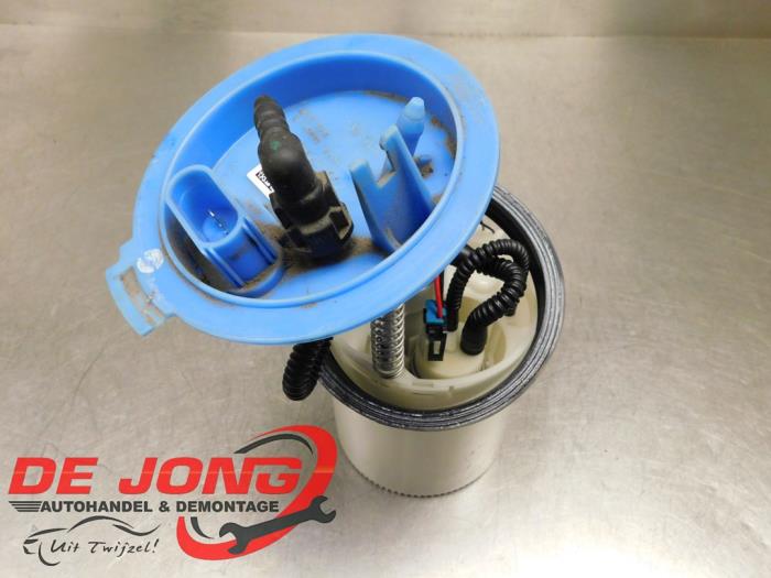 Usagé Pompe à carburant Volkswagen Golf Sportsvan (AUVS) 1.5 TSI Evo BlueMotion 16V Prix € 13,99 Règlement à la marge proposé par Autodemontagebedrijf de Jong