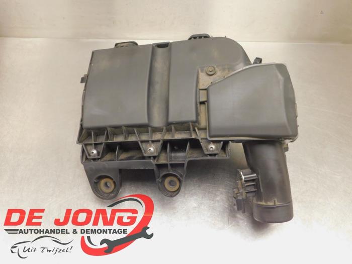Gebrauchte Luftfiltergehäuse Peugeot Partner (EA//EF/EN/EU) 1.5 BlueHDi 100 Preis € 30,20 Margenregelung angeboten von Autodemontagebedrijf de Jong