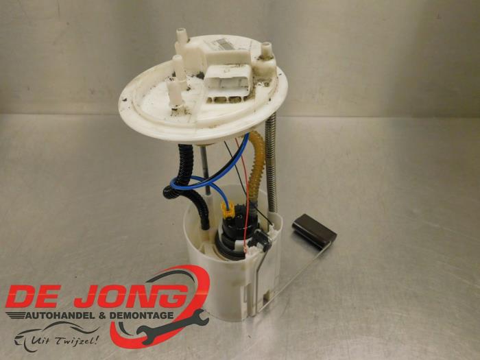 Usagé Pompe à carburant Opel Combo 1.3 CDTI 16V ecoFlex Prix € 14,99 Règlement à la marge proposé par Autodemontagebedrijf de Jong