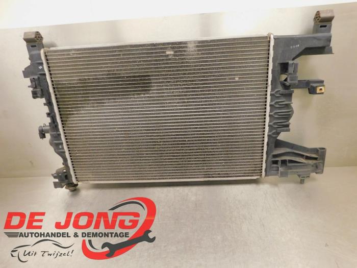 Usagé Radiateur Opel Astra J Sports Tourer (PD8/PE8/PF8) 1.4 Turbo 16V Prix € 39,90 Règlement à la marge proposé par Autodemontagebedrijf de Jong