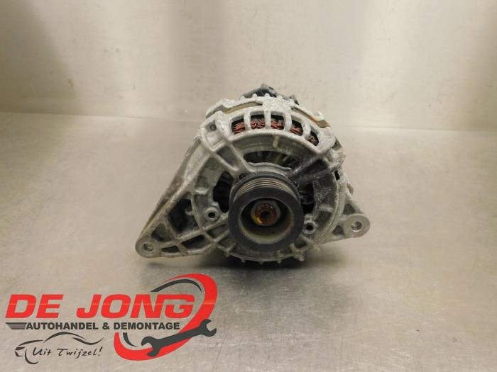 Begagnade Dynamo Mercedes CLA (117.3) 2.2 CLA-220 CDI, 220 d 16V Pris € 24,15 Marginaltabell erbjuds av Autodemontagebedrijf de Jong