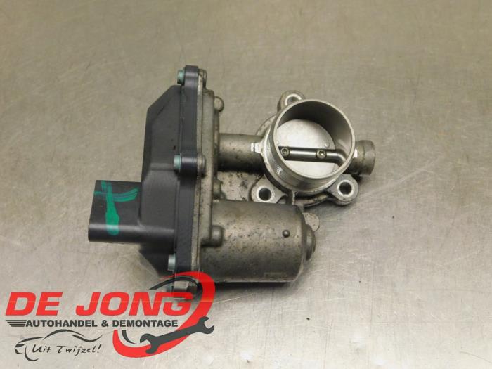Usagé Valve RGE Skoda Superb Combi (3V5) 1.6 TDI Prix € 13,95 Règlement à la marge proposé par Autodemontagebedrijf de Jong