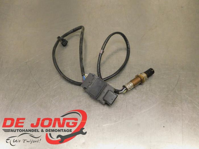 Begagnade NOx-sensor Volkswagen Touran (5T1) 2.0 TDI 150 Pris € 194,99 Marginaltabell erbjuds av Autodemontagebedrijf de Jong