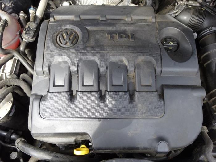 Used Engine Volkswagen Golf VII Variant (AUVV) 2.0 GTD 16V Price € 2.999,00 Margin scheme offered by Autodemontagebedrijf de Jong